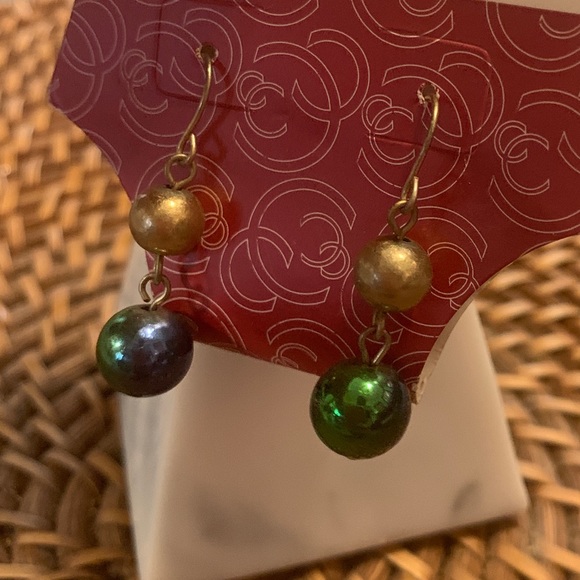 🌻2 for $15🌻 Charming Charlie Earrings - Picture 2 of 3